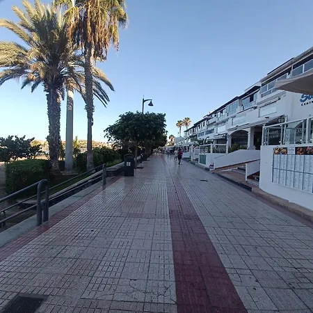 Vistas Beachfront شقة *
